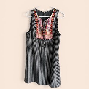 Entro Gray Striped Cotton Shift Dress with Embroidered Bib Size M